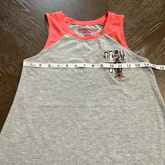 Netflix Strangers Things sleeveless tank top - Picture 16 of 17